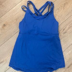Workout tank with built in bra